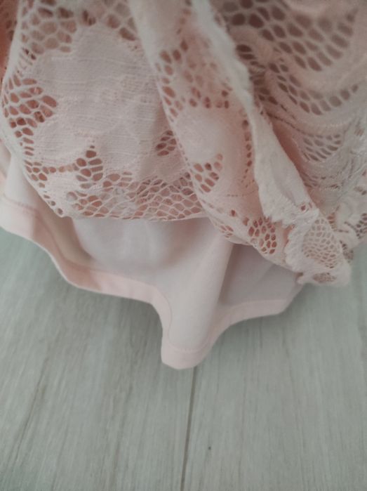 Майка з мереживом фірмова New Look