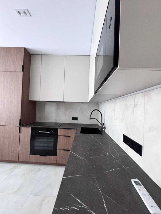 Оренда затишної 1-кімнатної квартири + кухня-вітальня в ЖК «Грінвуд 4»