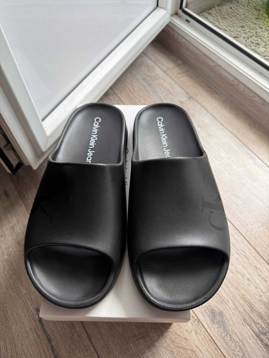 Тапочки Calvin Klein размер 45,46