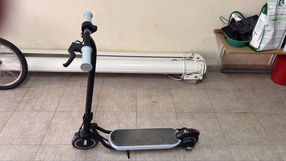 Trotinete XSD 100 - com garantia de 24 meses