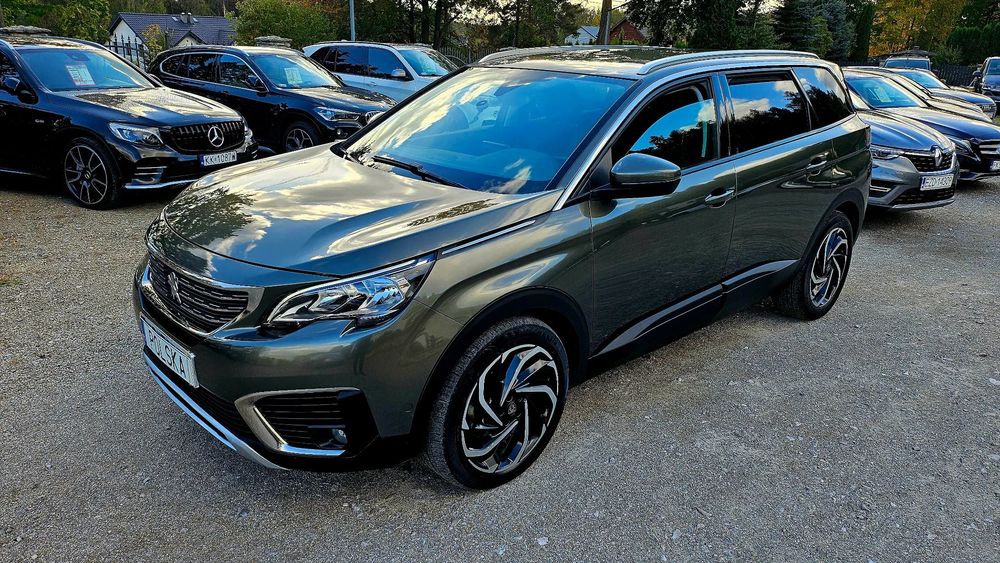 Peugeot 5008