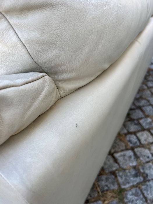 Sofá Italsofa de 3 lugares em pele creme – bom estado