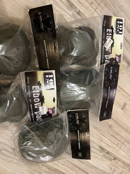 наколіники нові воєнні захисні