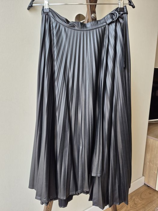 Спідниця максі плісирована імітація шкіри Zara