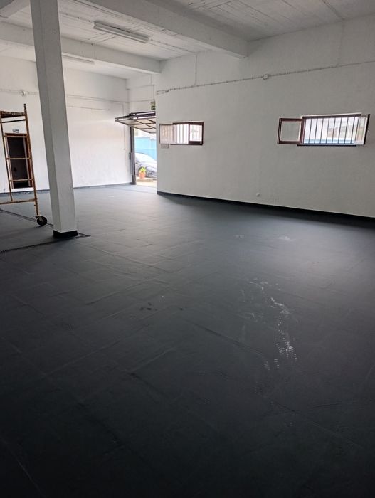 Armazém na Malveira c/150 M Arrendo