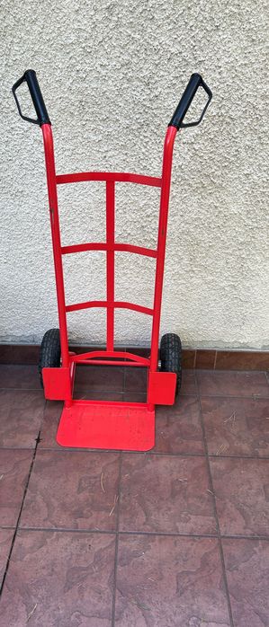 Wózek transportowy magazynowany