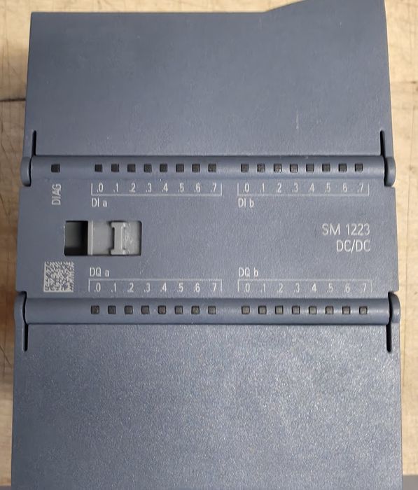 Siemens SIMATIC S7-1200 6ES7223-1PL32-0XB0 S7-1200, MODUŁ WEJŚĆ/WYJŚĆ