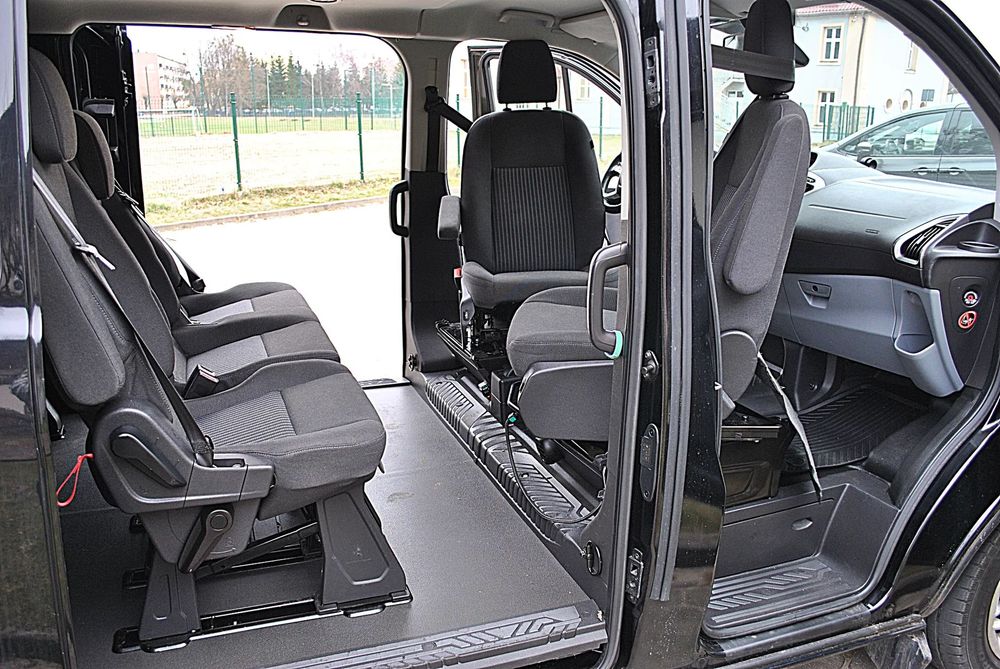 Ford Transit Custom Z Niemiec Klima elektryka kamper  obrotowe siedzenia LONG