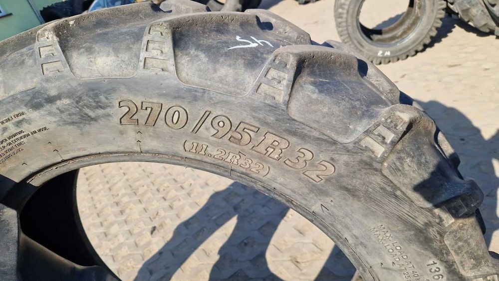 11.2r32 270/95r32 11.2-32 12.4r32 12.4-32 BKT Taurus 50% Bez napraw