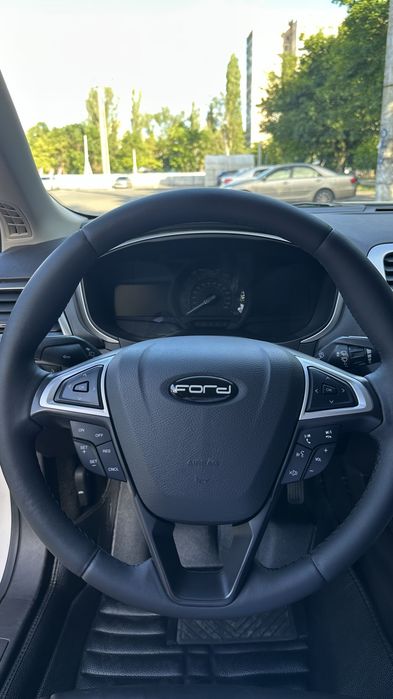 Ford Fusion 2016