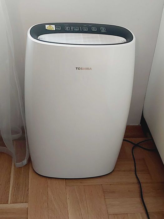 Oczyszczacz powietrza i wentylator Toshiba  +Jonizacja nowy