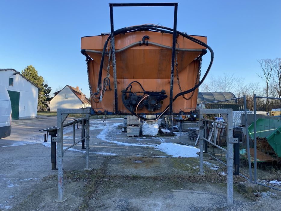 Posypywarka piaskarka solarka rcw KUPPER