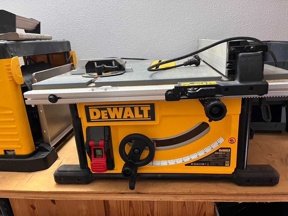 Serra Bancada Dewalt