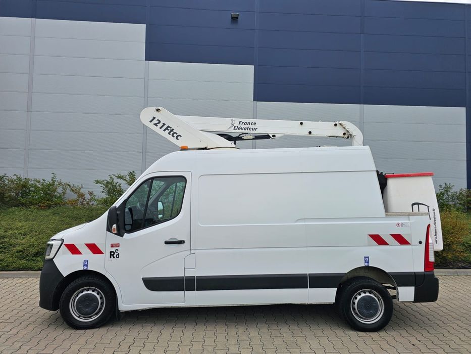 Renault Master  UDT ! Podnośnik Koszowy/Zwyżka , 12M !  Niski Przebieg Fvat 23% ŁADNY