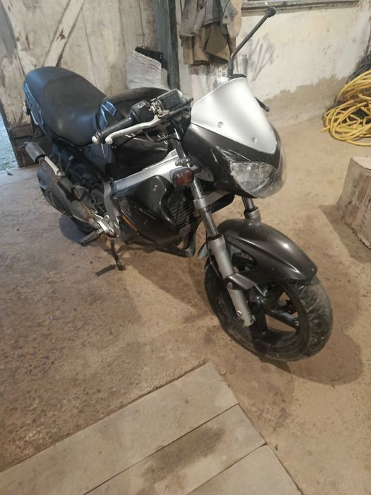 Продам скутер Gilera DNA 50