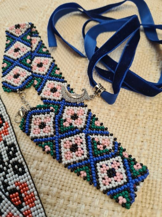 Чокер з орнаментом