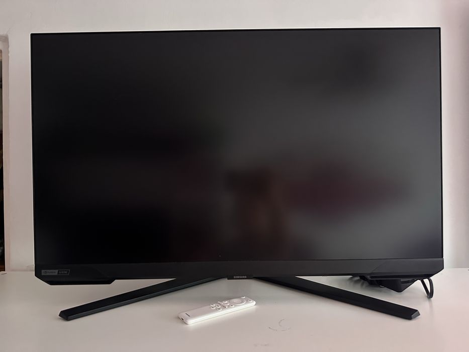 Monitor Samsung S32BG700EU Funkcja SMART