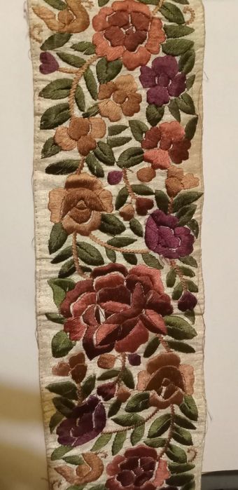 Продаю  Вишиванку.