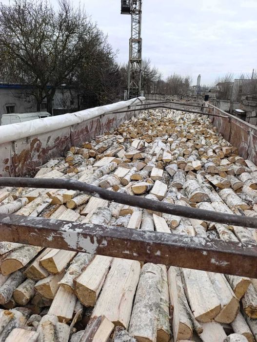 Дрова береза клен колоті колотые доставка