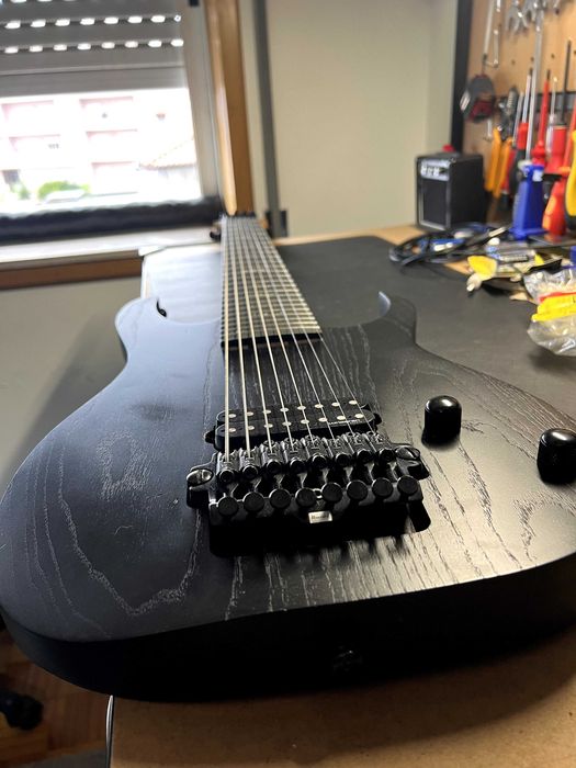 Ibanez M80M Meshuggah - Guitarra 8 cordas