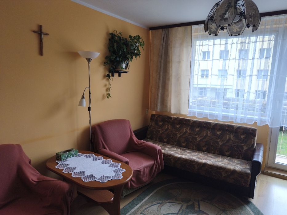 Mieszkanie 47m trzy pokoje Pierwsze piętro