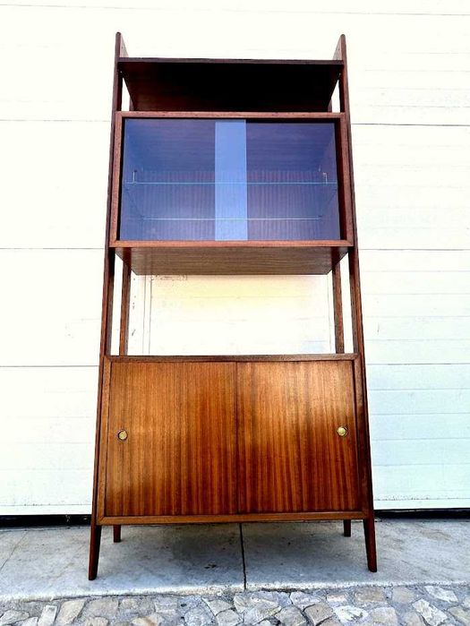 Estante olaio vintage + vitrine 83,5comp x 31prof x 35prof x 180alt.