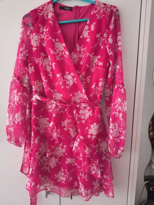 Sprzedam śliczną sukienkę