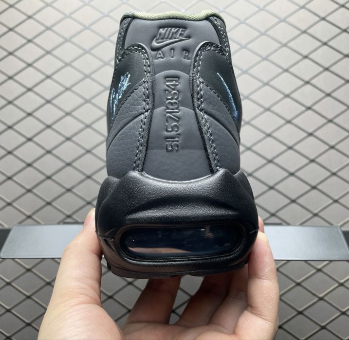 Nike Air Max 95.
