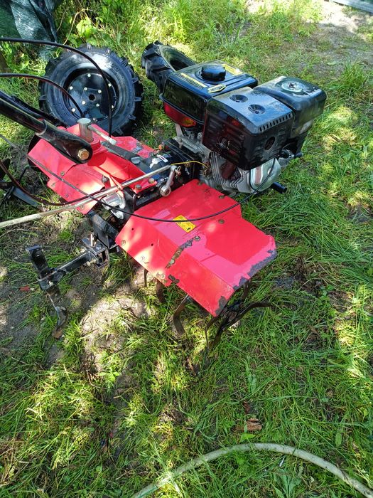 Moto enxada 7'2 CV potente