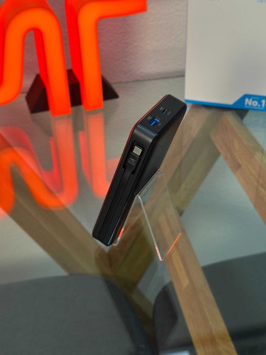 Anker Power Bank (20000mAh, 87W, Built-In USB-C Cable) A1383011