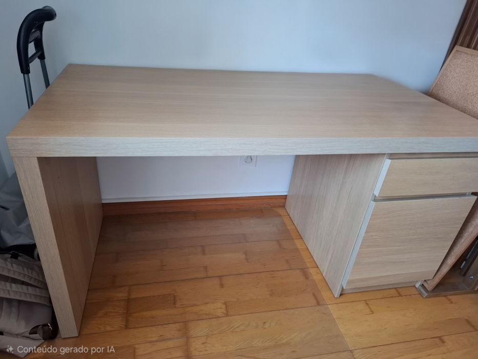 Secretária MALM IKEA Carvalho clara