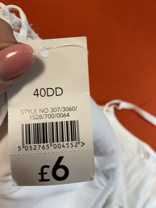 Бюстгалтер большая чашка маленький обьем размер на фото