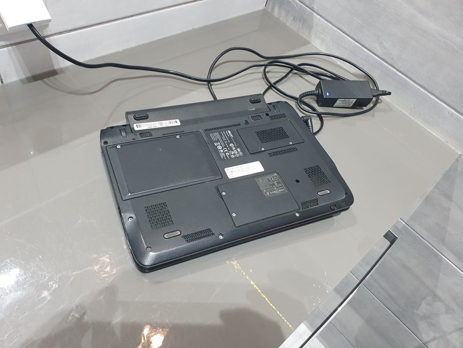 Laptop Acer aspire one ZA3 plus nowa ładowarka.
