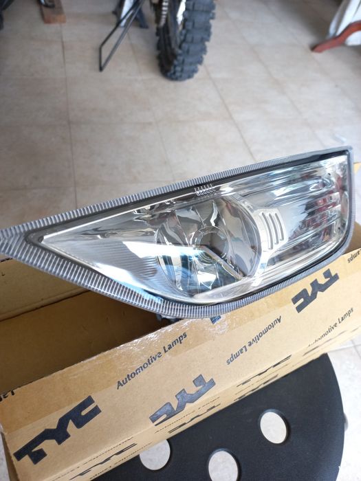 Ford Mondeo IV 2007_2015 Farol de nevoeiro