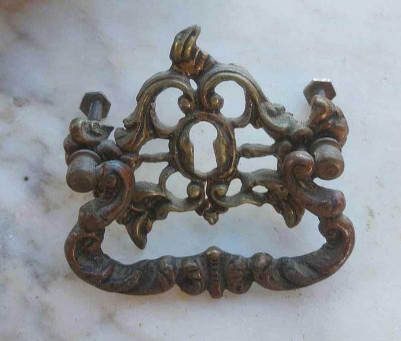 Ferragens / Puxadores antigos