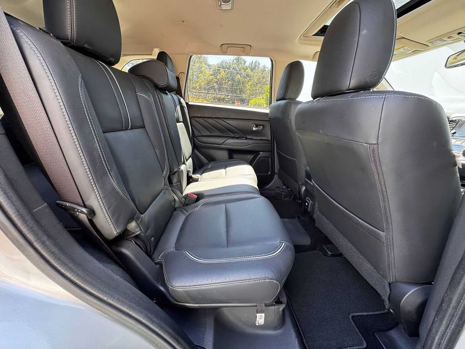 Mitsubishi Outlander GT S-AWC      2018