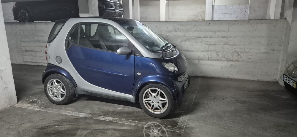 SEMART  Fortwo cdi.