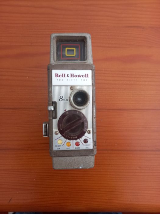 Maquina filmar vintage Bell & Howell