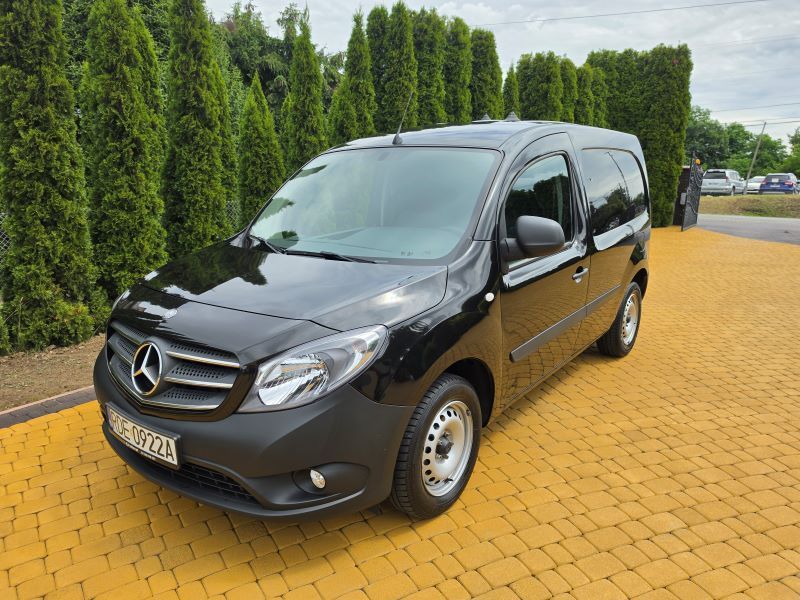 Mercedes-Benz CITAN  Stan bardzo dobry