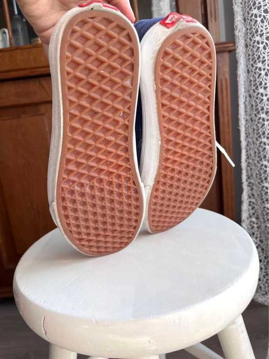 Buty trampki Vans Old Skool zamsz niebieskie białe original skater 38