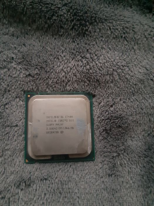 Procesor E5200, E7400