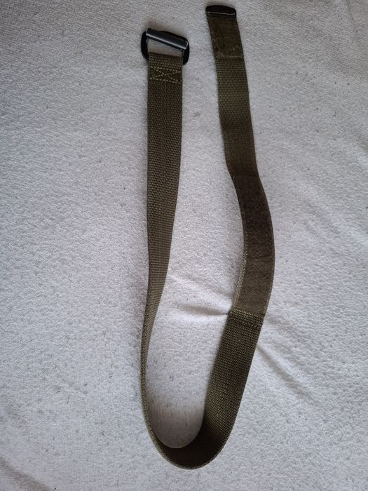 Pas WTU wojskowy zielony do munduru polowego na rzep.