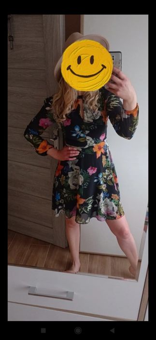 Sukienka elegancka w kwiaty Orsay