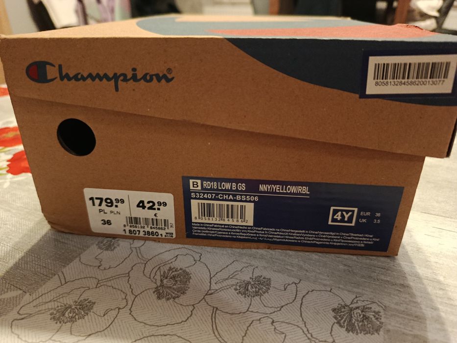 Buty sportowe młodzieżowe Champion r36
