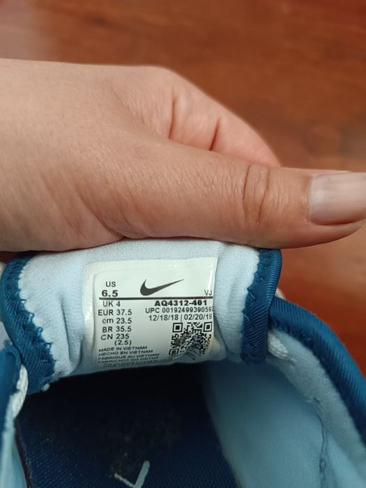 Buty   Nike 37.5