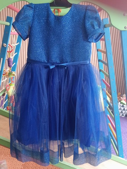 Сукня 122-128 на випускний в садочок святкова красива вишукана