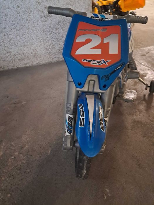 Mota + Trator (brinquedos para criança)