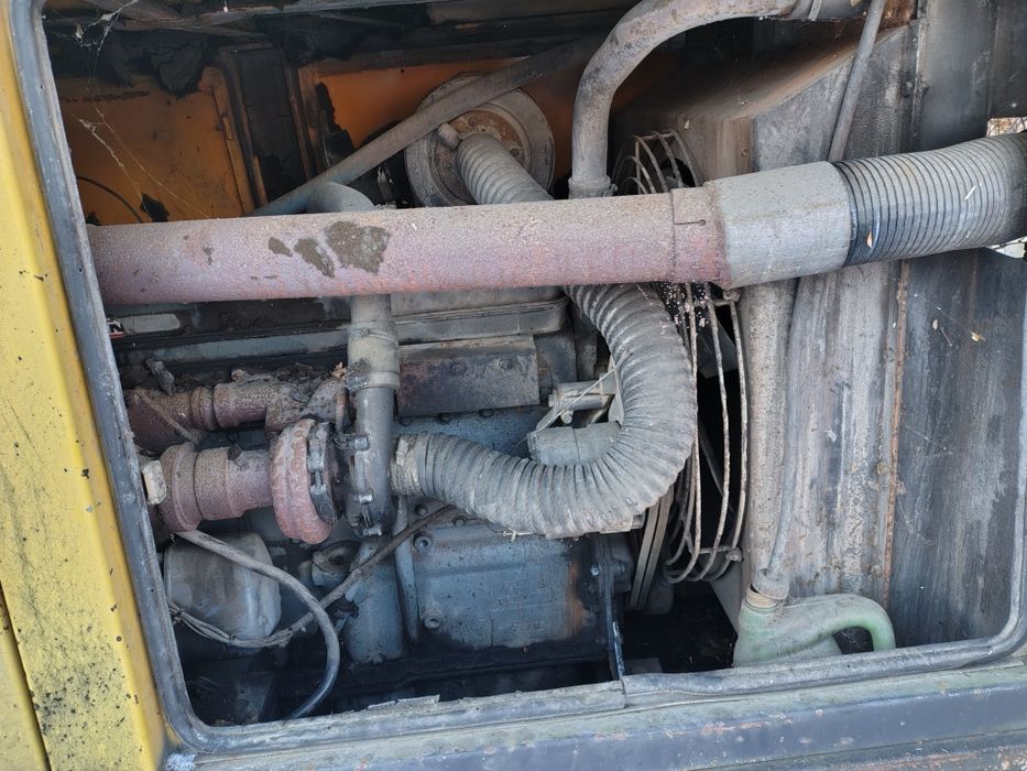 Sprężarka kompresor śruby duża 6 cylindrów turbo