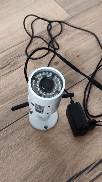 Kamera na kartę SIM funkcja modem zewnętrzna Wi-Fi  + druga gratis