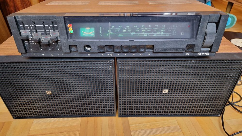 Gramofon Emanuel, radio - wzmacniacz i głośniki Tonsil ZG 10